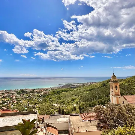 Appartamento Hostdomus - Le Vigne Sul Mare Pietra Ligure