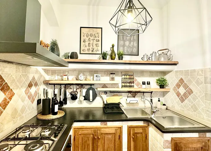 Hostdomus - Le Vigne Sul Mare * Pietra Ligure