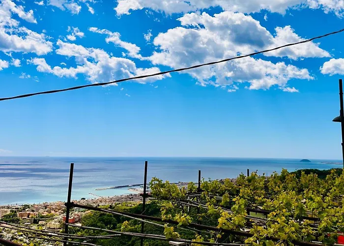 Hostdomus - Le Vigne Sul Mare Appartement Pietra Ligure