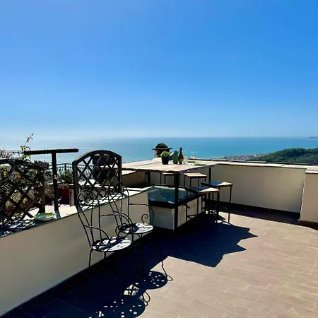 Hostdomus - Le Vigne Sul Mare *