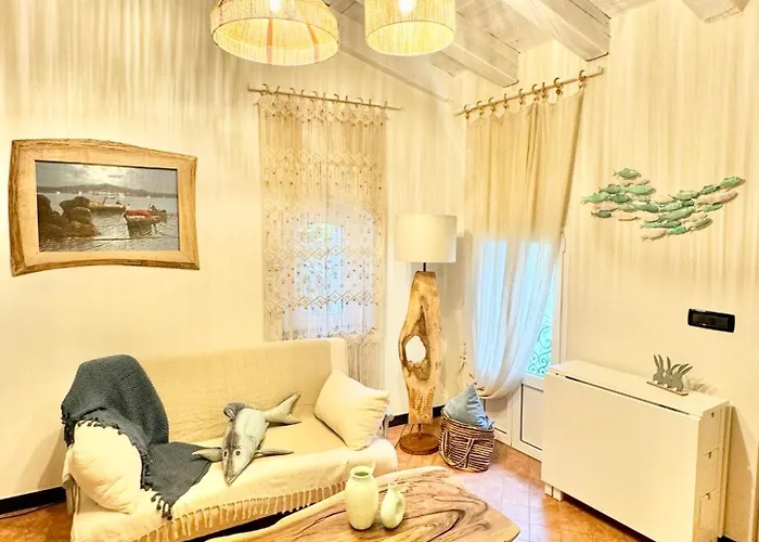 Lejlighed Hostdomus - Le Vigne Sul Mare Pietra Ligure